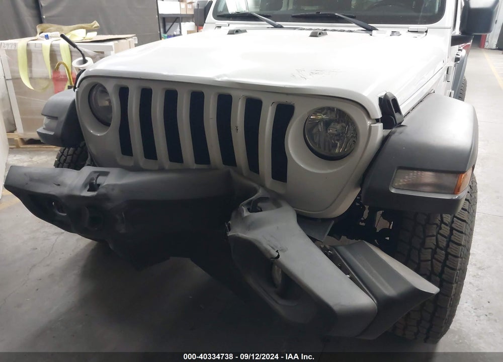 2018 JEEP WRANGLER UNLIMITED SPORT S 4X4 VIN: 1C4HJXDN0JW306340