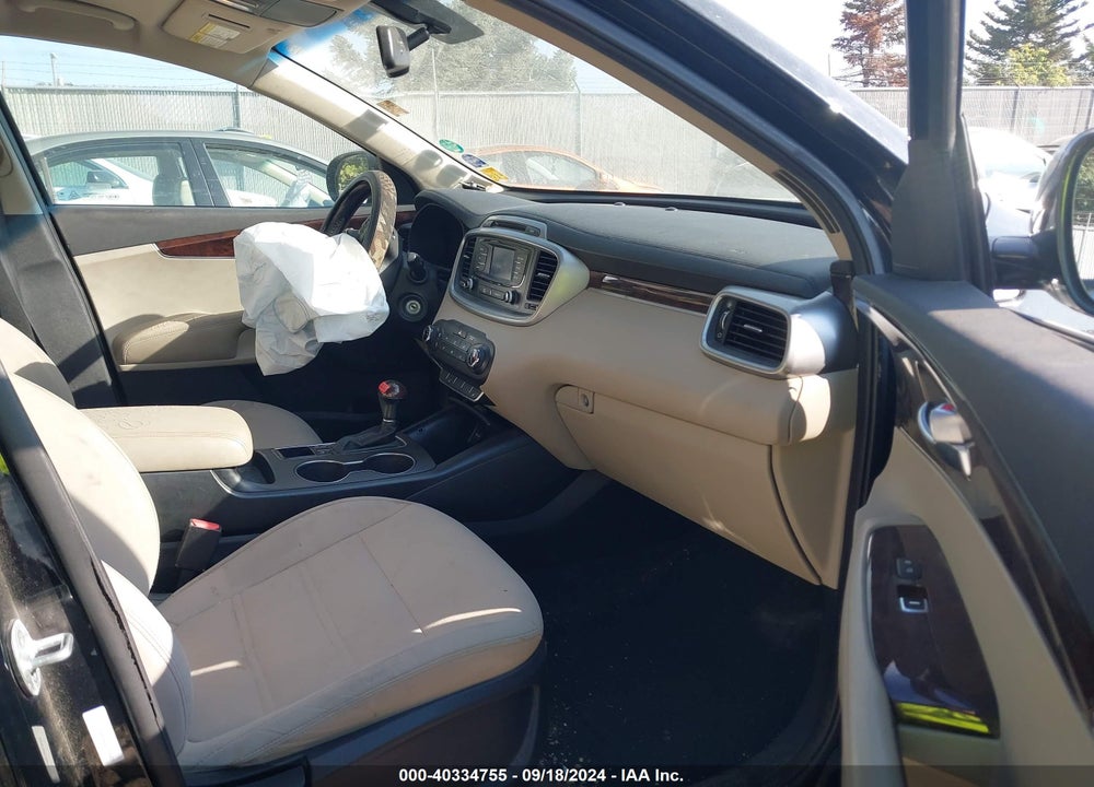 2016 KIA SORENTO 2.4L LX VIN: 5XYPG4A38GG035853