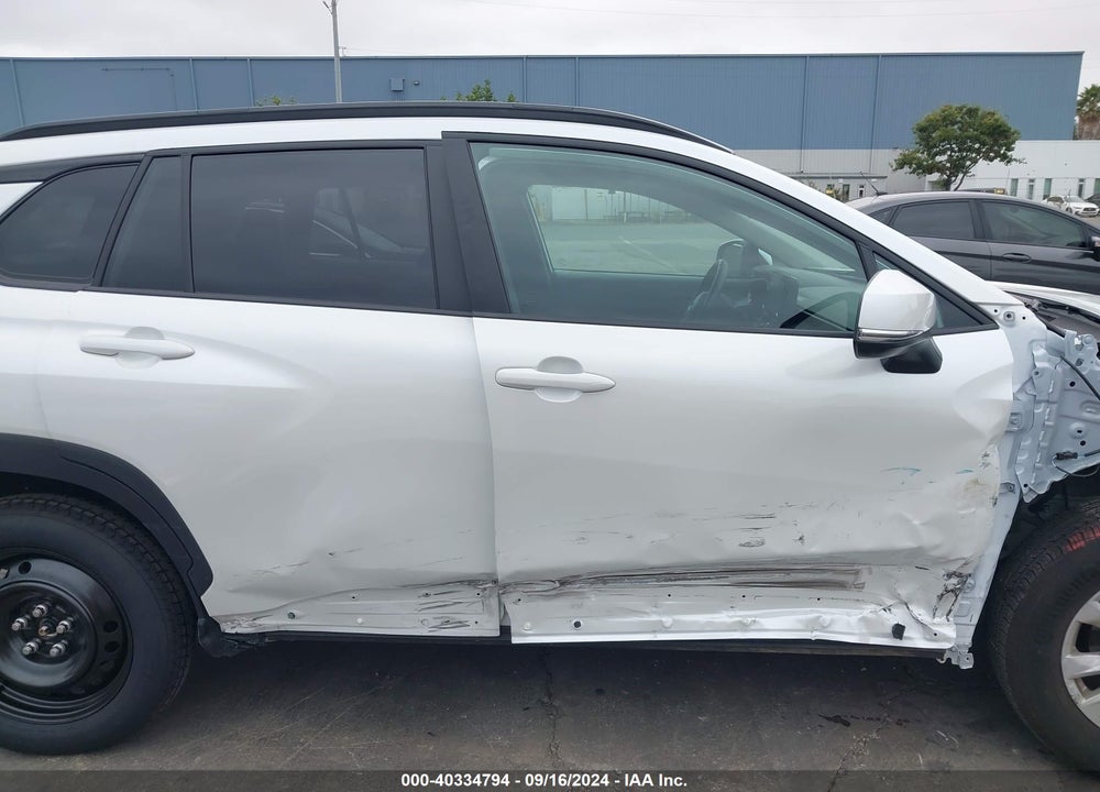 2022 TOYOTA COROLLA CROSS LE VIN: 7MUBAABG6NV030586