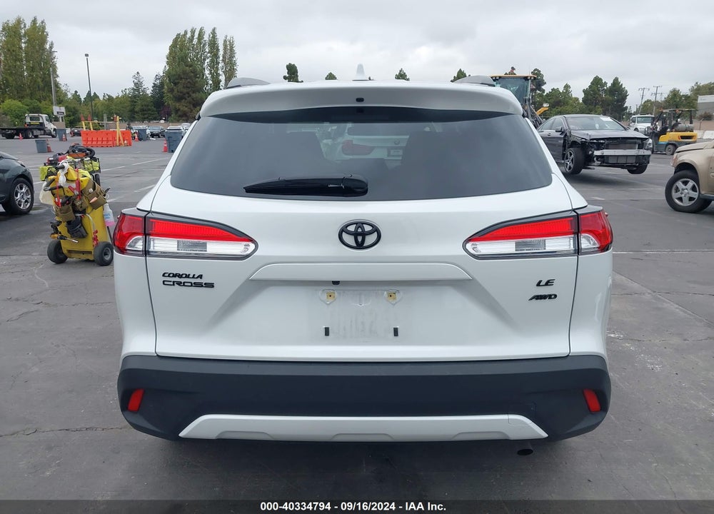 2022 TOYOTA COROLLA CROSS LE VIN: 7MUBAABG6NV030586