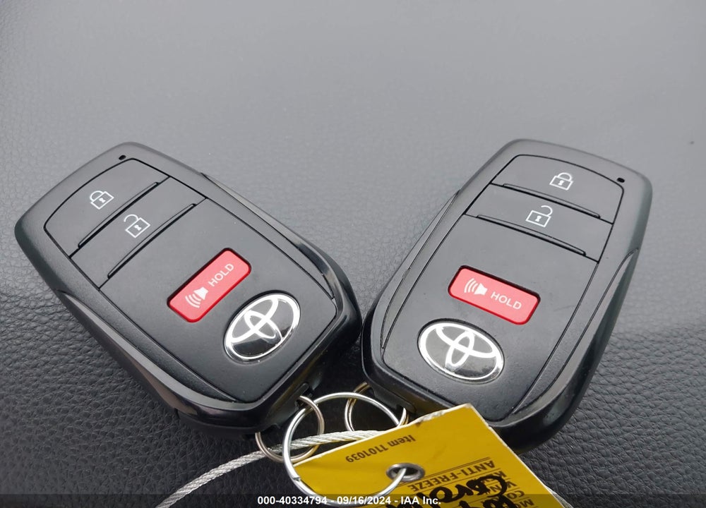 2022 TOYOTA COROLLA CROSS LE VIN: 7MUBAABG6NV030586