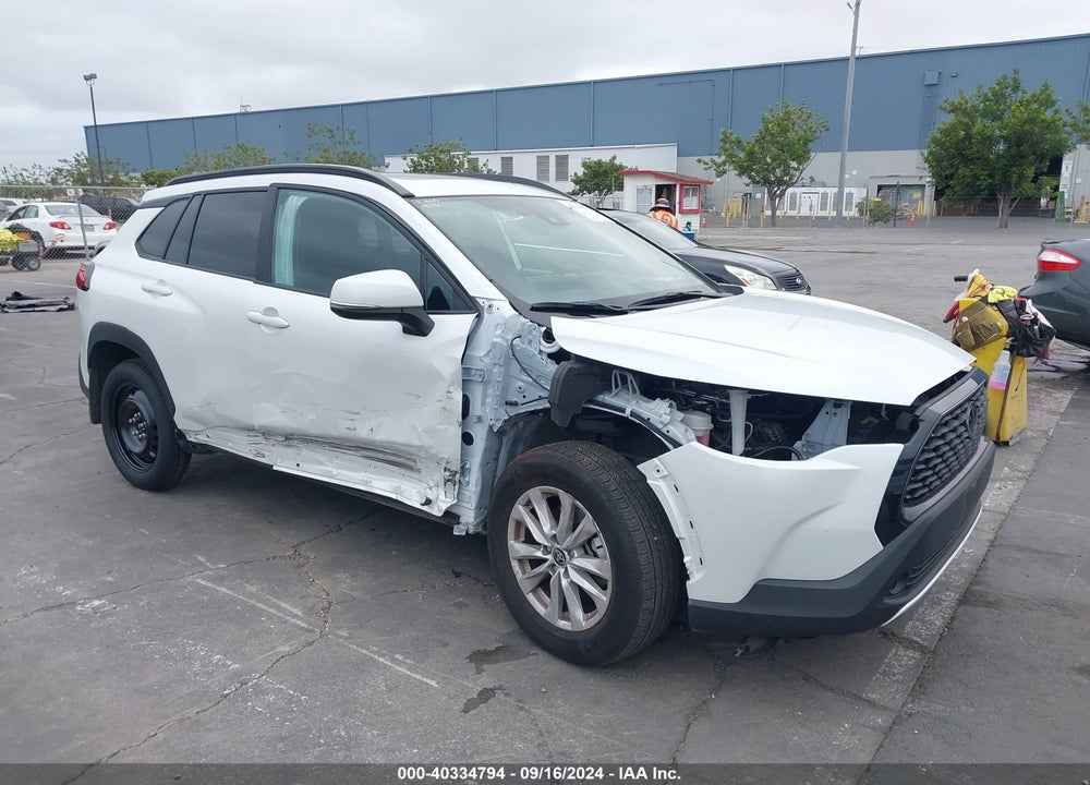 2022 TOYOTA COROLLA CROSS LE VIN: 7MUBAABG6NV030586