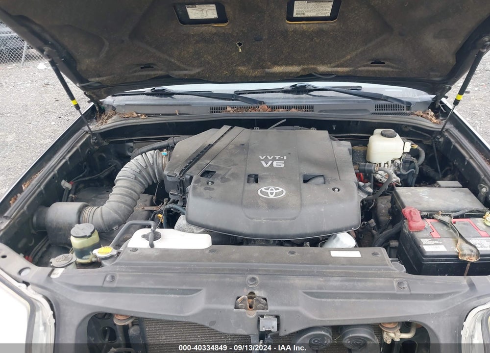 2006 TOYOTA 4RUNNER SR5 V6 VIN: JTEBU14R668071429