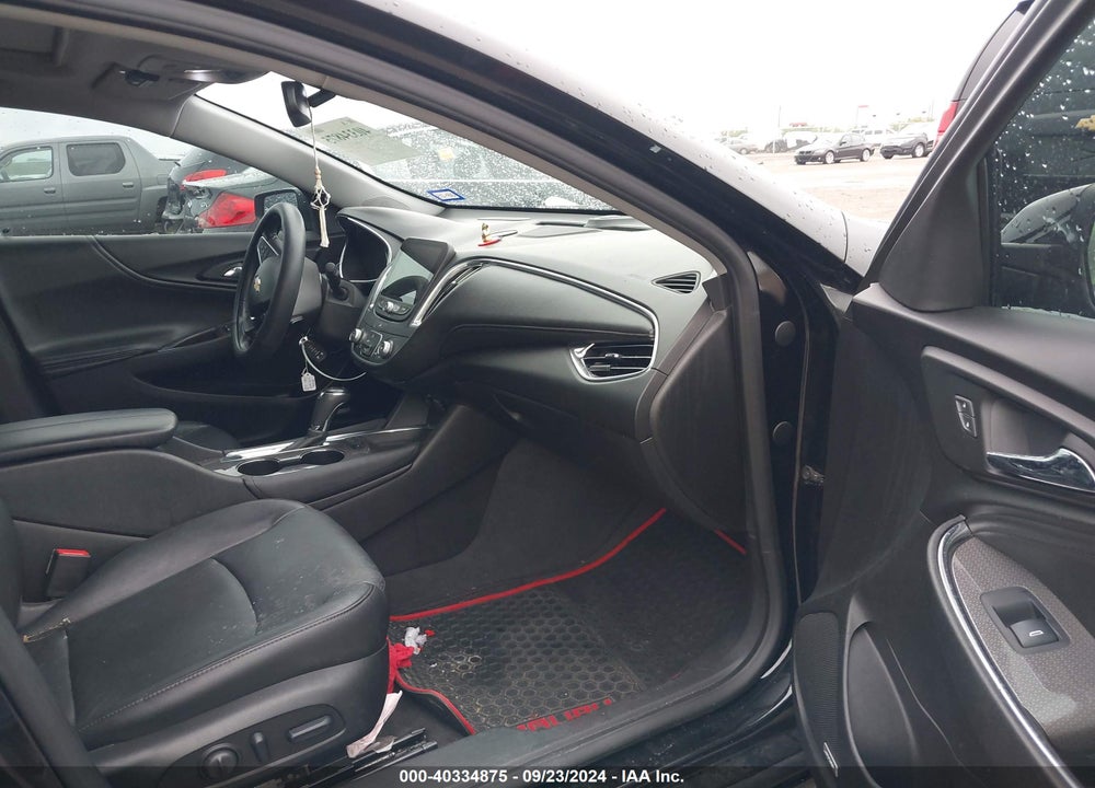 2018 CHEVROLET MALIBU LT VIN: 1G1ZD5ST5JF266802