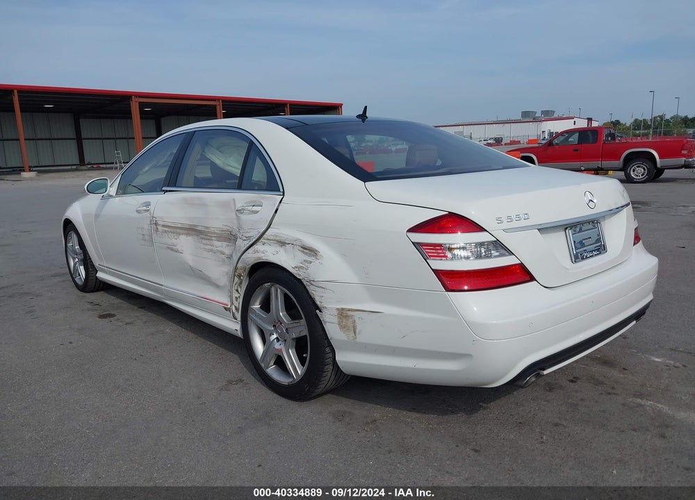 2007 MERCEDES-BENZ S 550 VIN: WDDNG71X07A050588