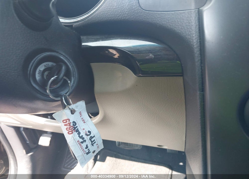 2013 KIA SORENTO LX VIN: 5XYKT3A11DG383827
