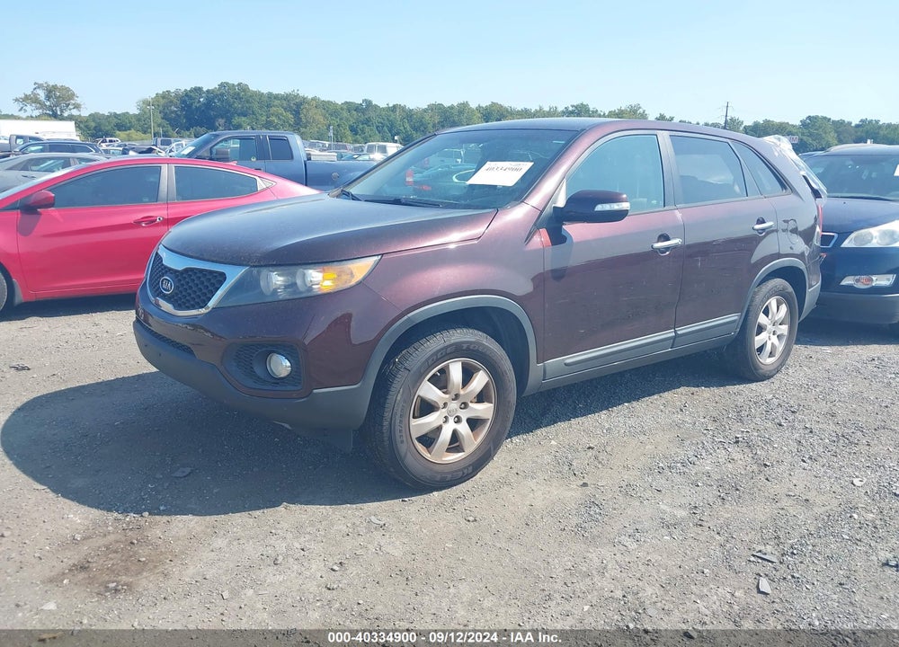 2013 KIA SORENTO LX VIN: 5XYKT3A11DG383827