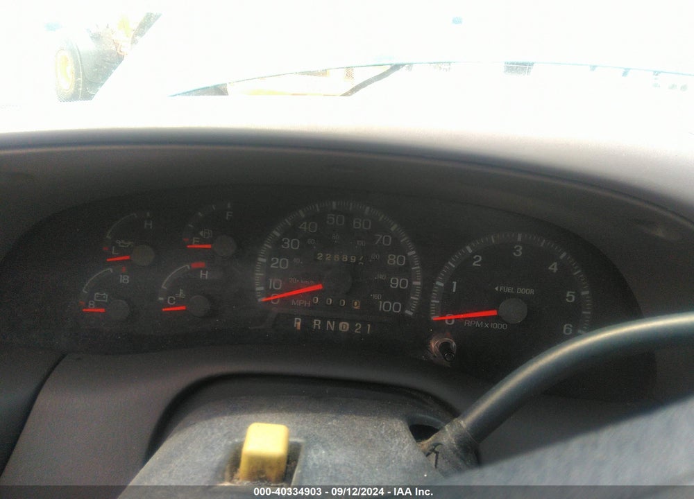 1998 FORD F-150 STANDARD/XL/XLT VIN: 1FTDF1721WNA11159