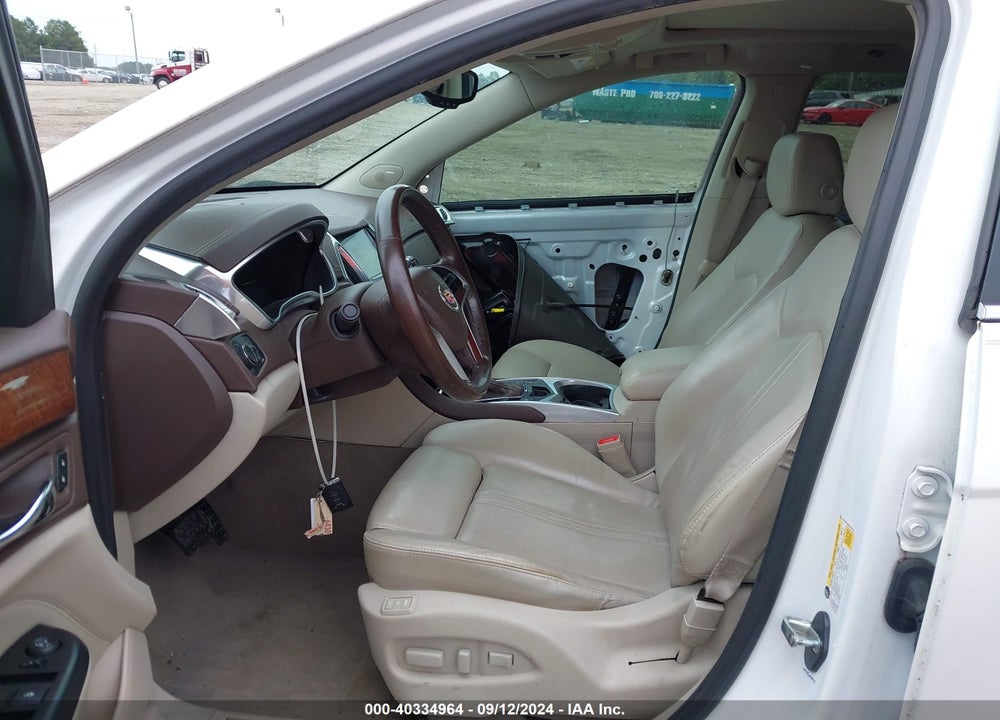 2013 CADILLAC SRX LUXURY COLLECTION VIN: 3GYFNCE30DS573716
