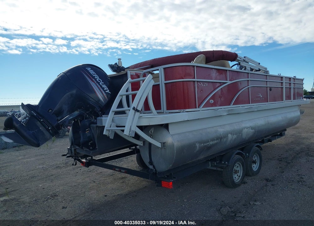 2018 BENNINGTON OTHER VIN: ETWC2837K718