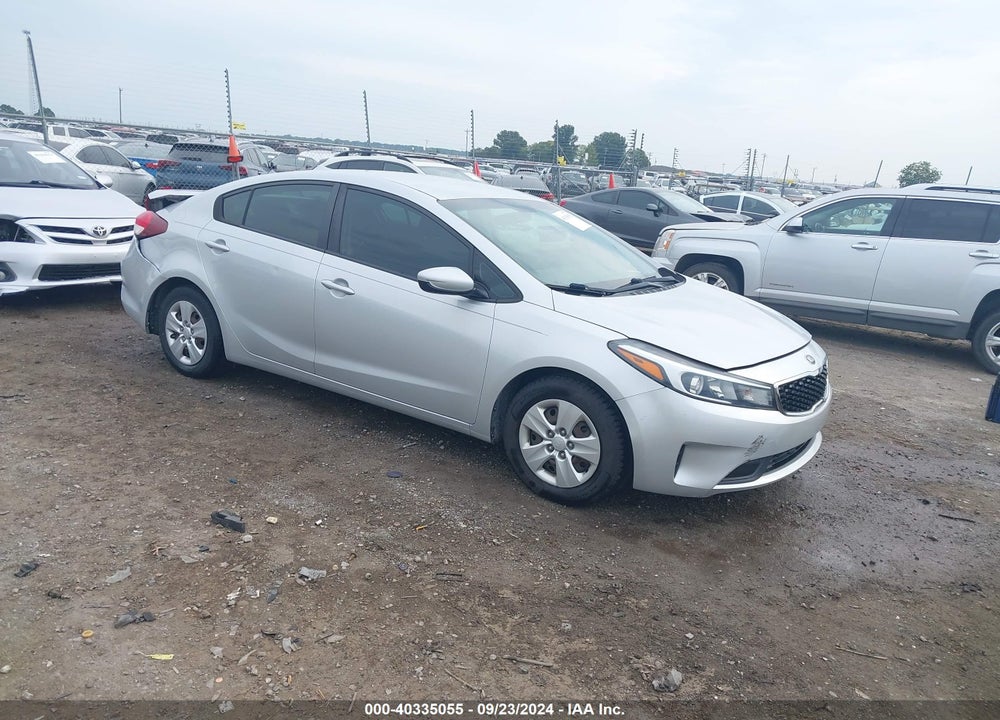 2018 KIA FORTE LX VIN: 3KPFL4A77JE185757