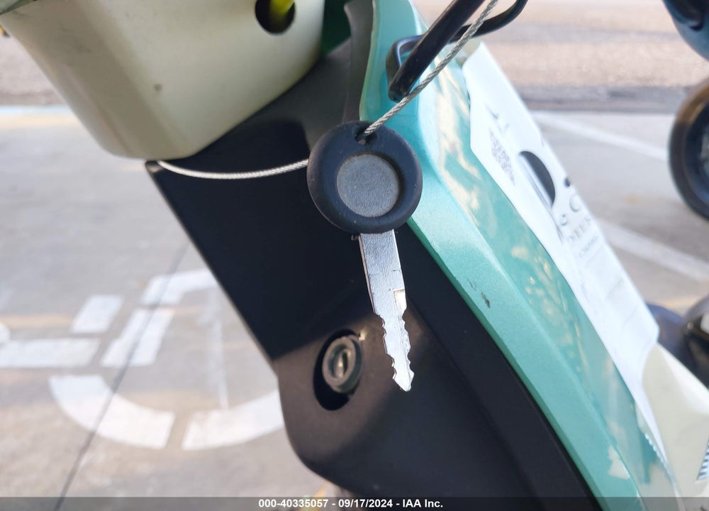 2018 SCOOTER 50CC VIN: L5YACBPD3J1150902