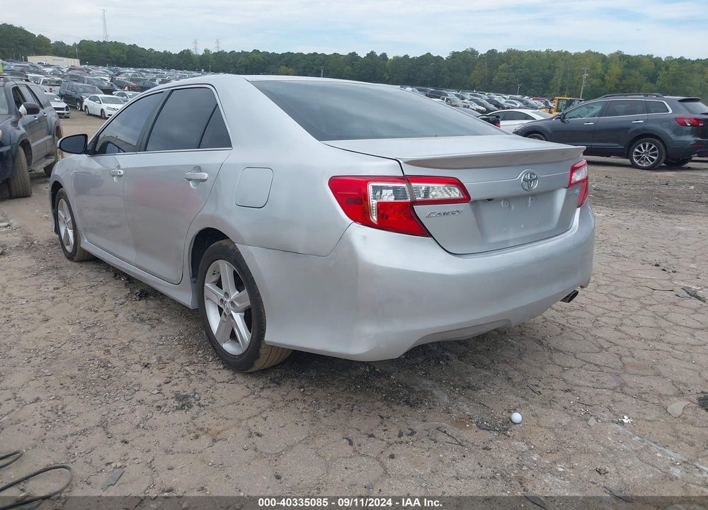 2014 TOYOTA CAMRY SE VIN: 4T1BF1FK0EU391829