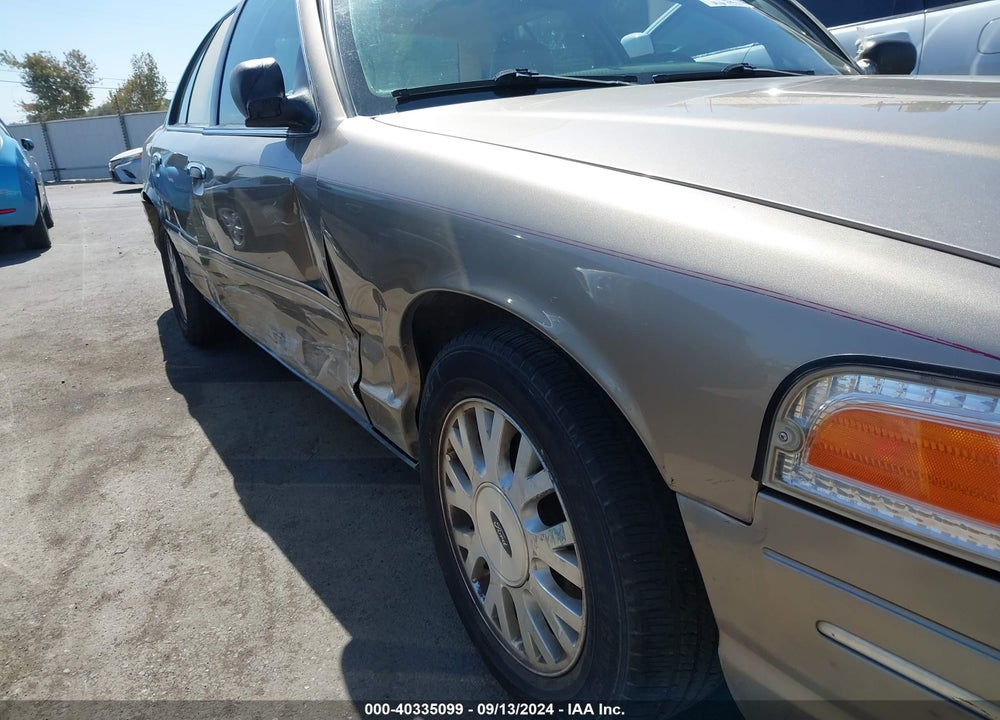 2004 FORD CROWN VICTORIA LX VIN: 2FAFP74W24X127648
