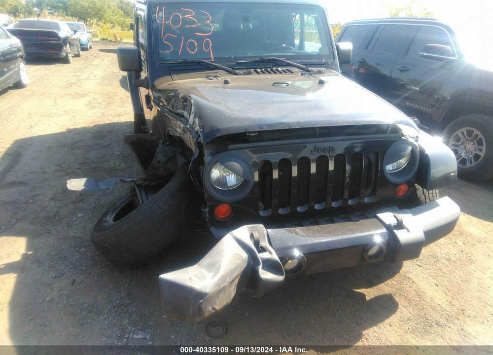 2012 JEEP WRANGLER UNLIMITED SAHARA VIN: 1C4HJWEG5CL285239