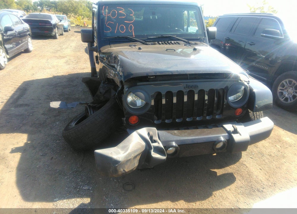 2012 JEEP WRANGLER UNLIMITED SAHARA VIN: 1C4HJWEG5CL285239