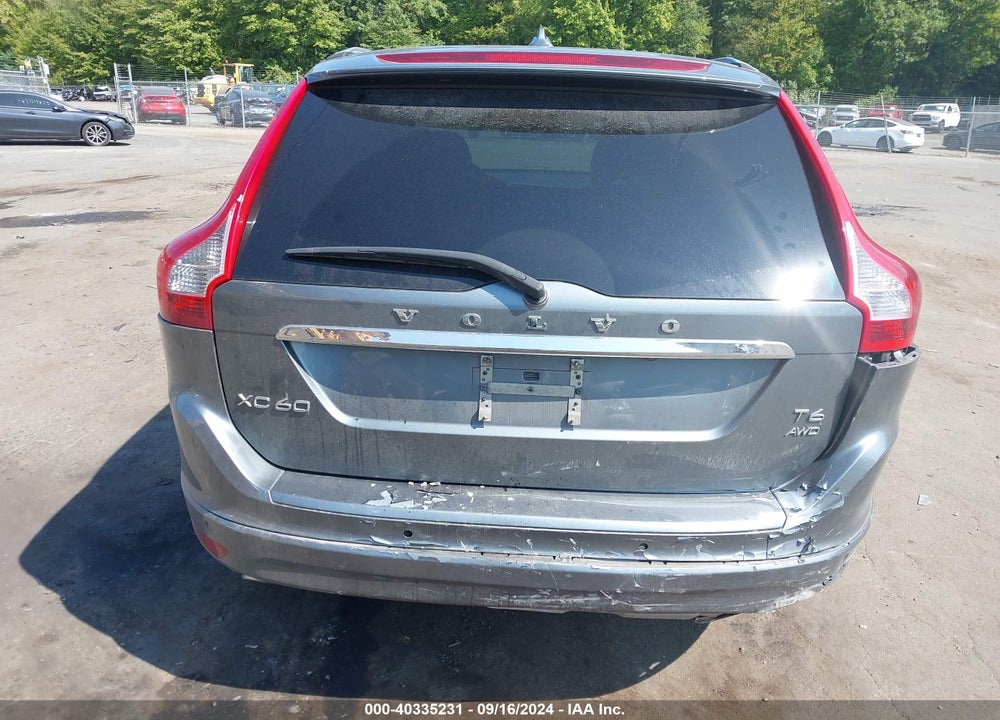 2017 VOLVO XC60 T6 INSCRIPTION VIN: YV449MRUXH2034903