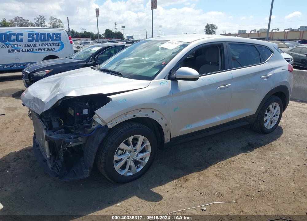 2020 HYUNDAI TUCSON SE VIN: KM8J2CA47LU119092