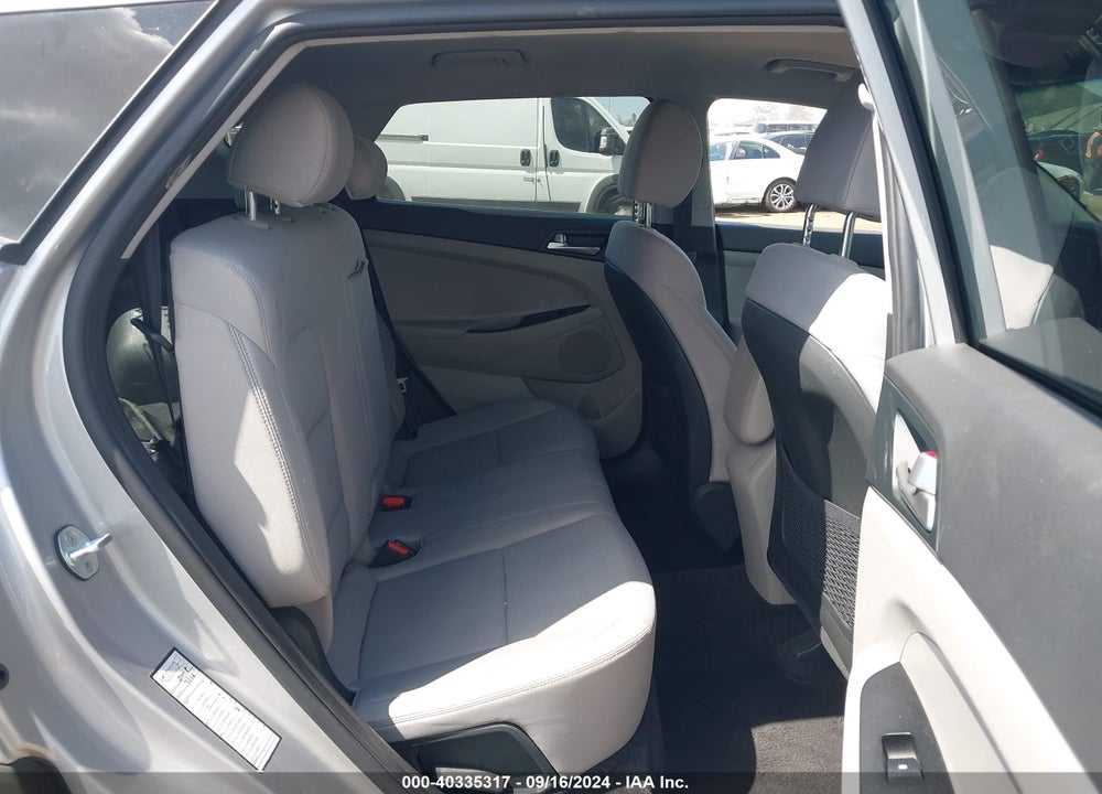 2020 HYUNDAI TUCSON SE VIN: KM8J2CA47LU119092