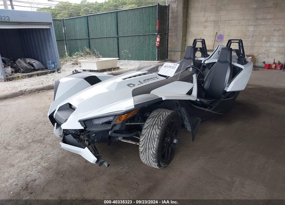 2021 POLARIS SLINGSHOT S WITH TECHNOLOGY PACKAGE VIN: 57XAATHD8M8140659