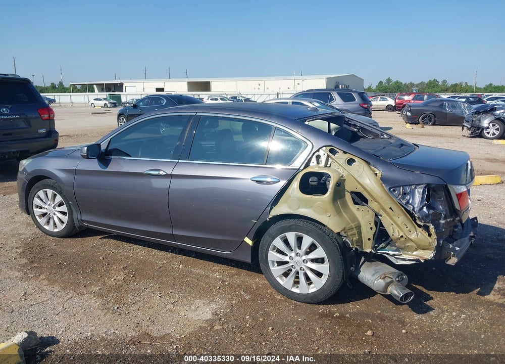 2015 HONDA ACCORD EX-L V-6 VIN: 1HGCR3F88FA028201