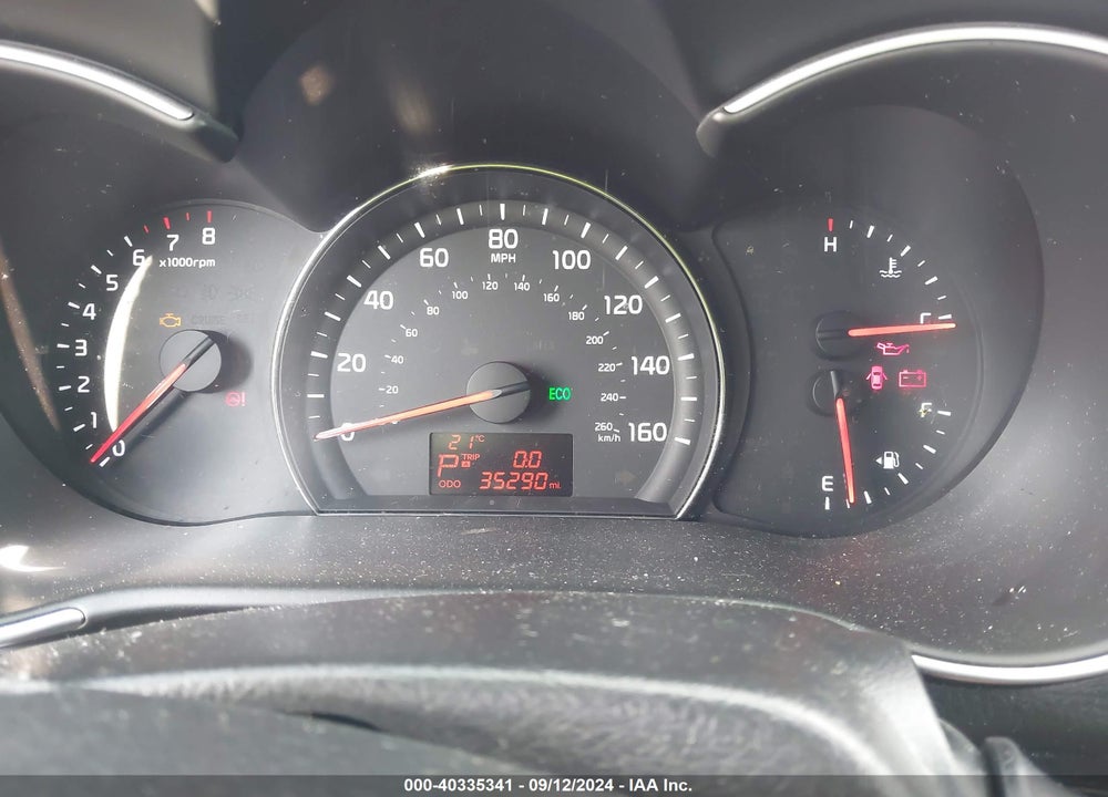2015 KIA SORENTO LX VIN: 5XYKTCA6XFG602945