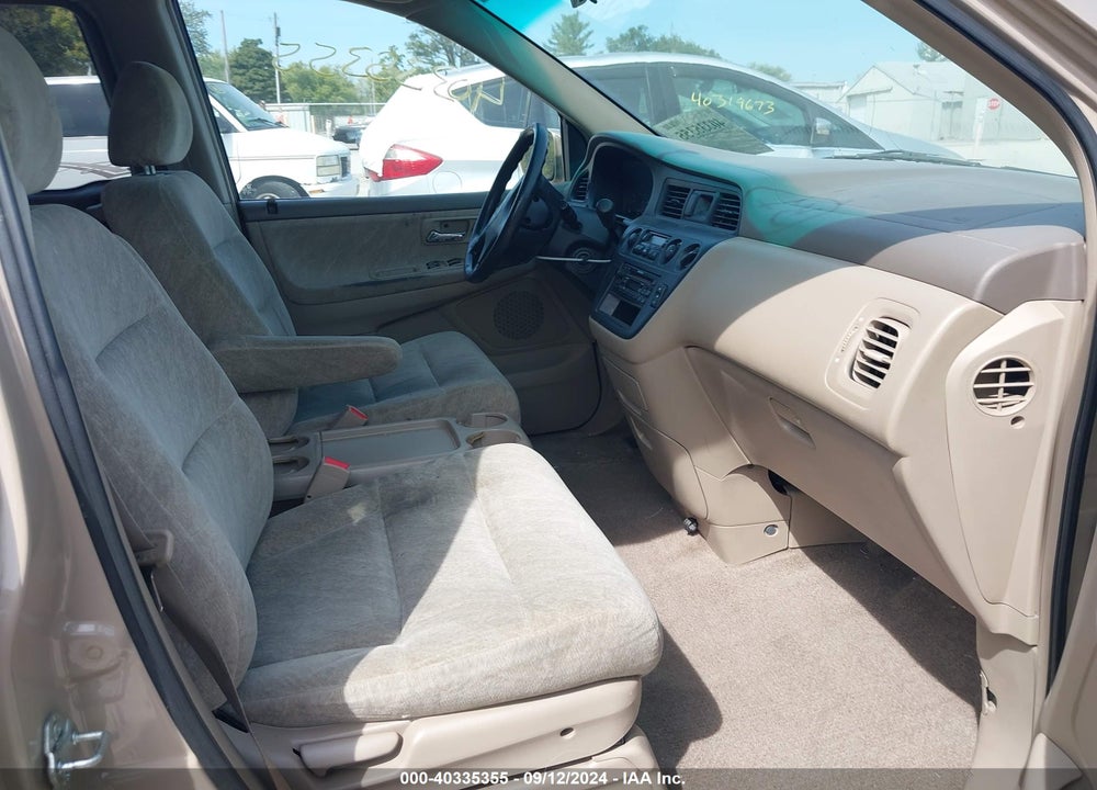 2000 HONDA ODYSSEY EX VIN: 2HKRL1862YH540753