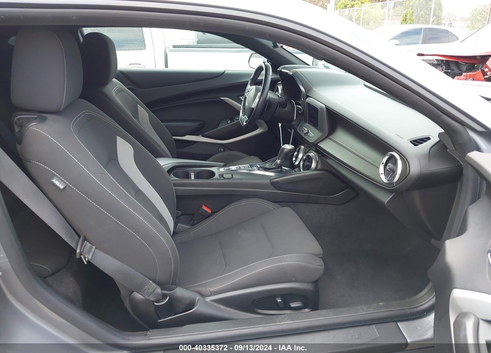 2021 CHEVROLET CAMARO RWD 1LT VIN: 1G1FB1RX5M0132096