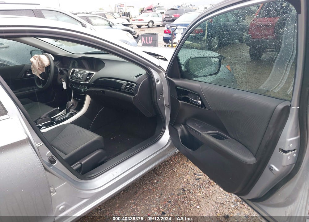 2017 HONDA ACCORD LX VIN: 1HGCR2F33HA193994