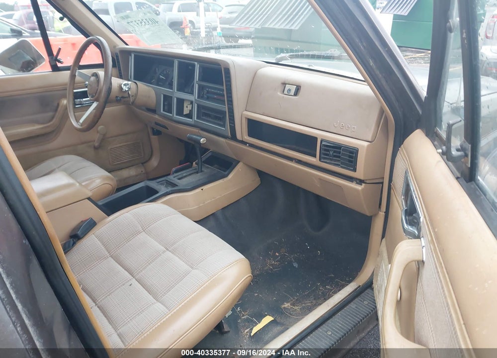 1987 JEEP COMANCHE LAREDO VIN: 1JTMR65T7HT065840