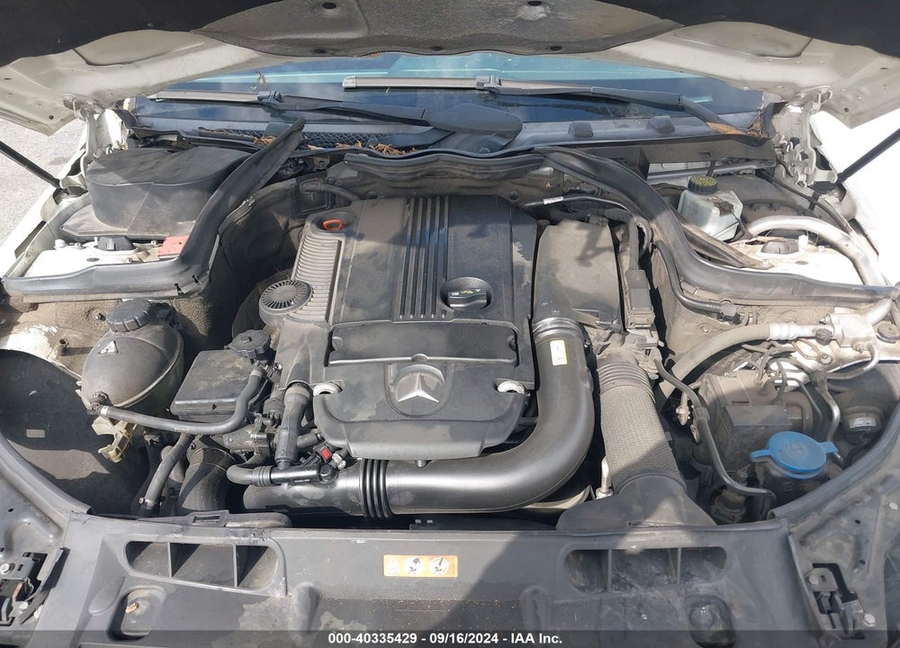2012 MERCEDES-BENZ C 250 VIN: WDDGJ4HB0CF771137
