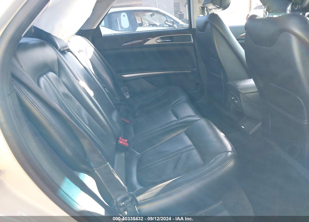 2015 LINCOLN MKZ HYBRID VIN: 3LN6L2LU3FR618686