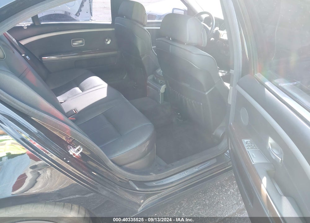 2008 BMW 750LI VIN: WBAHN83598DT80628