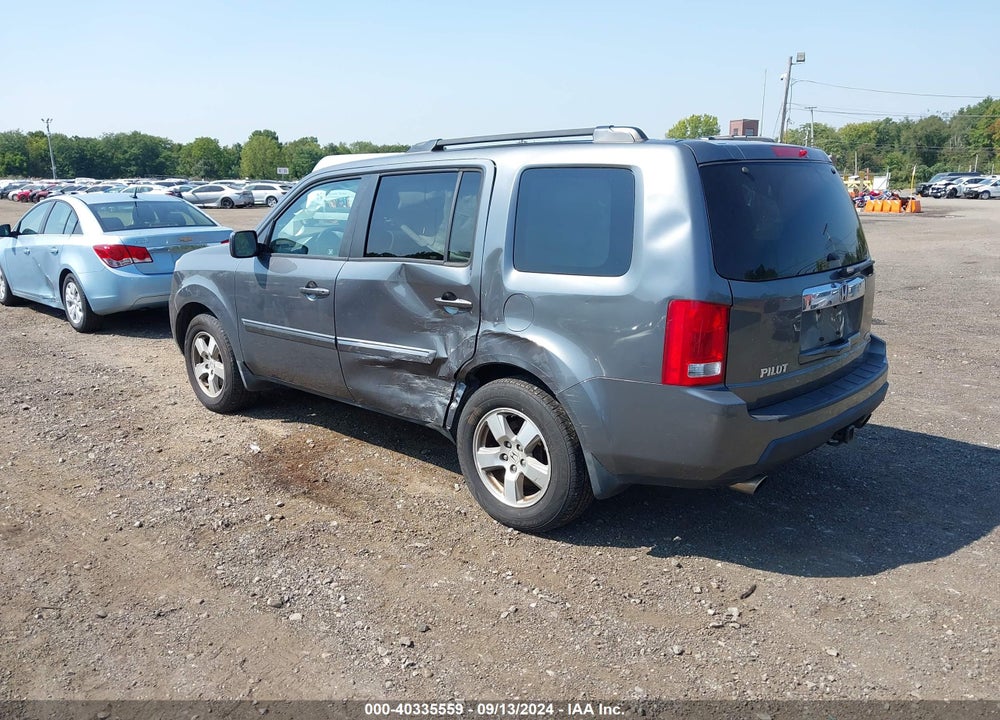 2011 HONDA PILOT EX-L VIN: 5FNYF4H5XBB021676