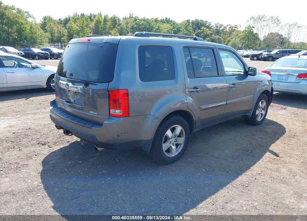 2011 HONDA PILOT EX-L VIN: 5FNYF4H5XBB021676