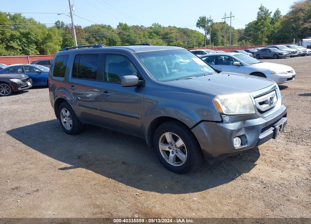 2011 HONDA PILOT EX-L VIN: 5FNYF4H5XBB021676