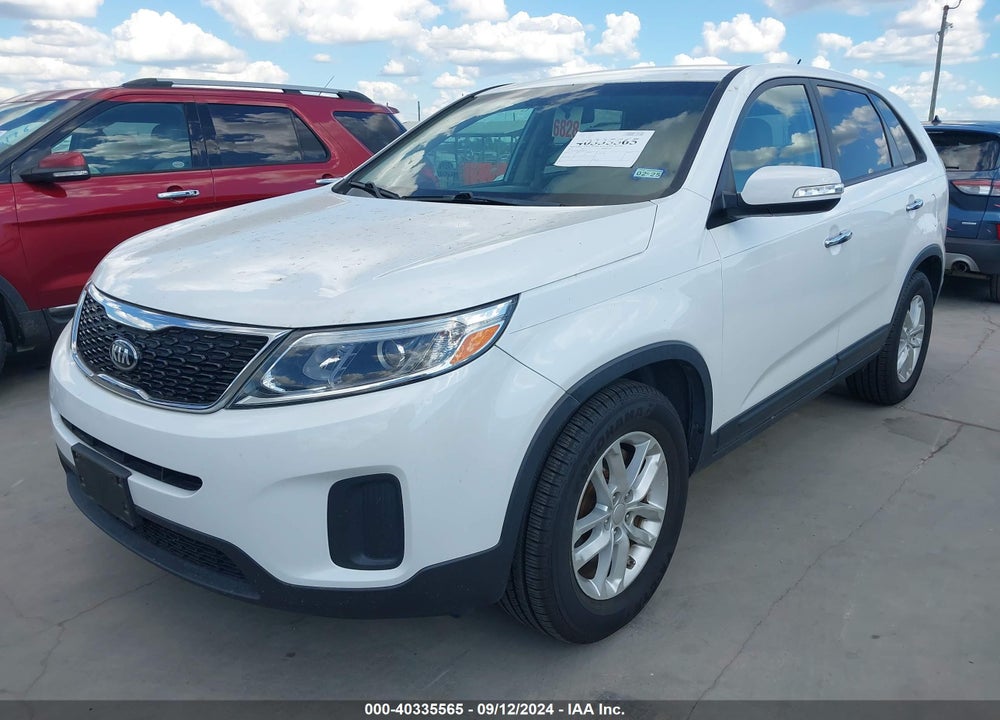 2015 KIA SORENTO LX VIN: 5XYKT3A66FG661457