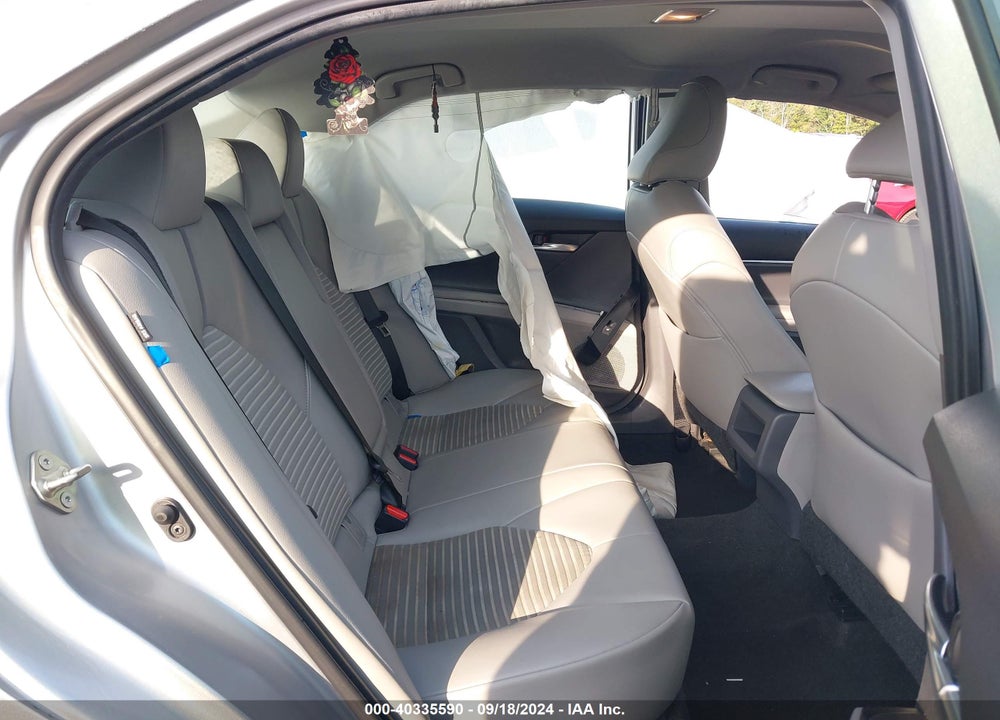 2020 TOYOTA CAMRY SE VIN: 4T1G11AK9LU304194