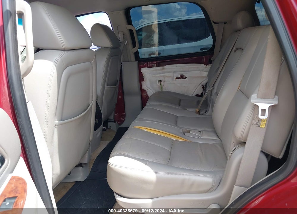 2007 CHEVROLET TAHOE LT VIN: 1GNFC13J67R180433