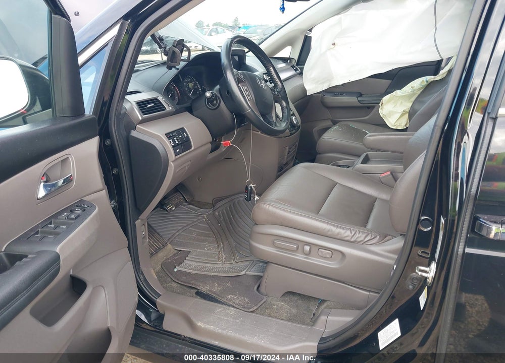 2016 HONDA ODYSSEY EX-L VIN: 5FNRL5H67GB157637