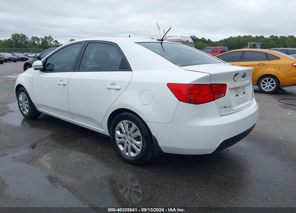 2011 KIA FORTE EX VIN: KNAFU4A20B5367599