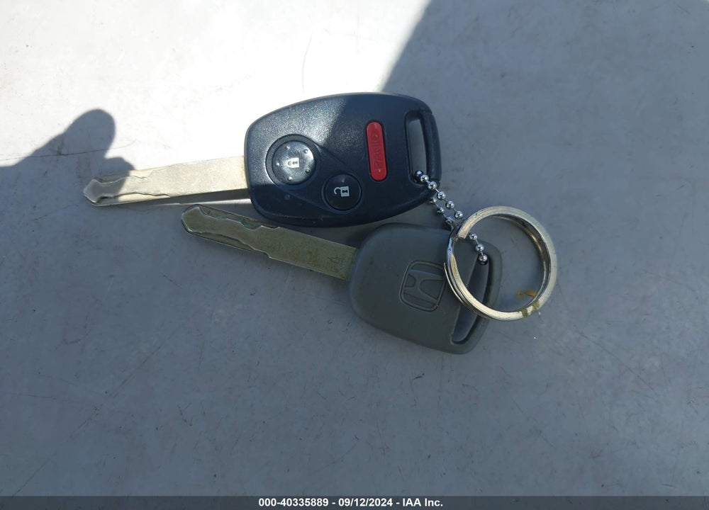 2007 HONDA PILOT EX VIN: 2HKYF18427H515495