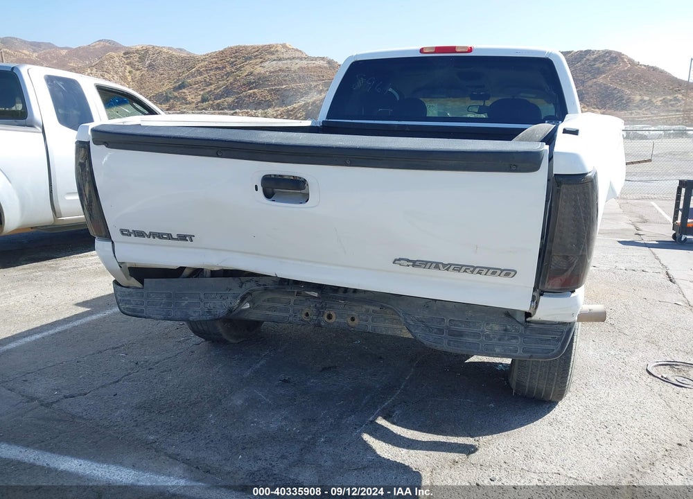 1999 CHEVROLET SILVERADO 1500 LS VIN: 2GCEC19T7X1168961