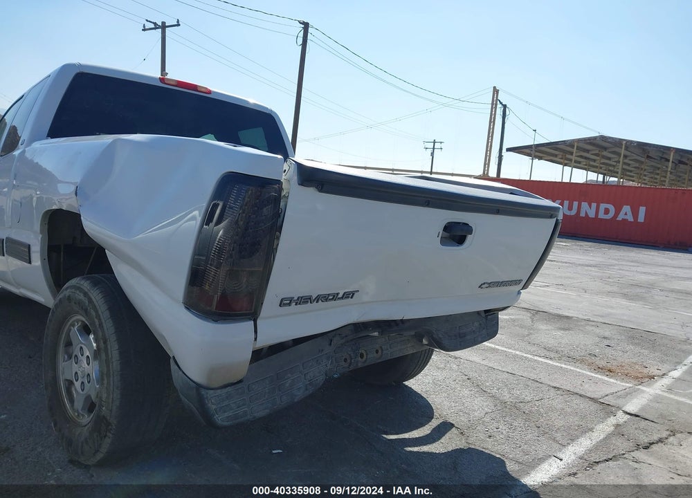 1999 CHEVROLET SILVERADO 1500 LS VIN: 2GCEC19T7X1168961
