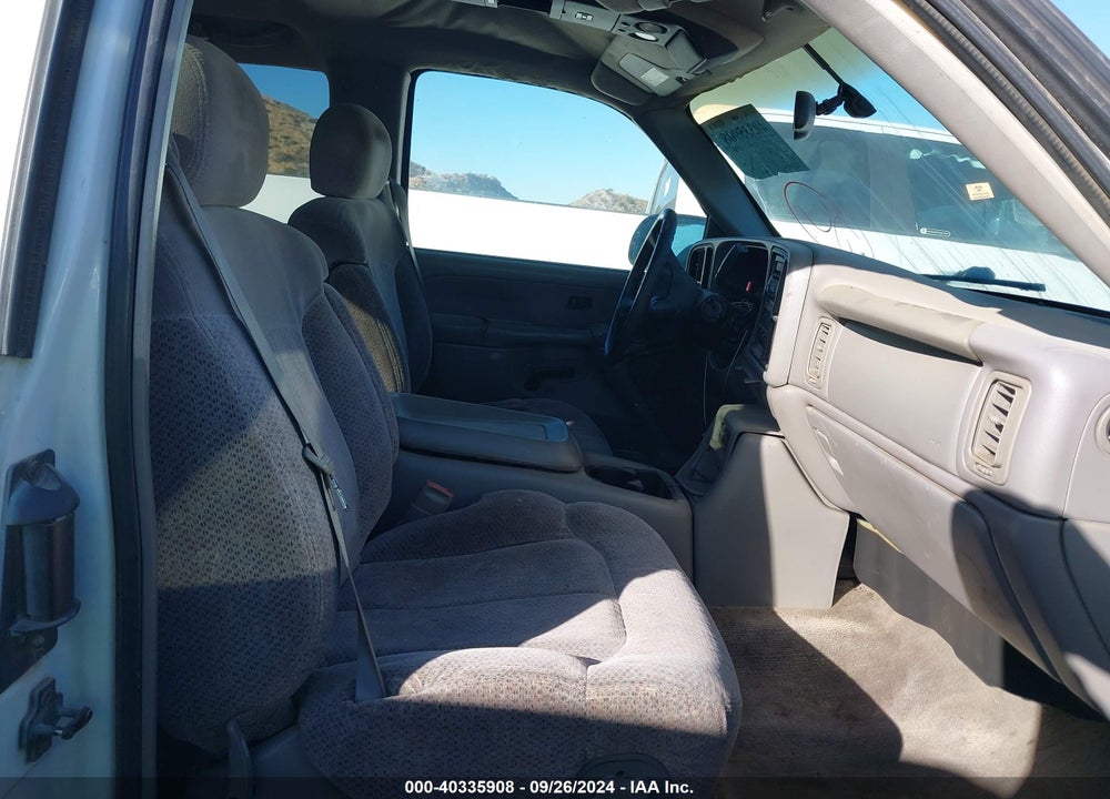 1999 CHEVROLET SILVERADO 1500 LS VIN: 2GCEC19T7X1168961
