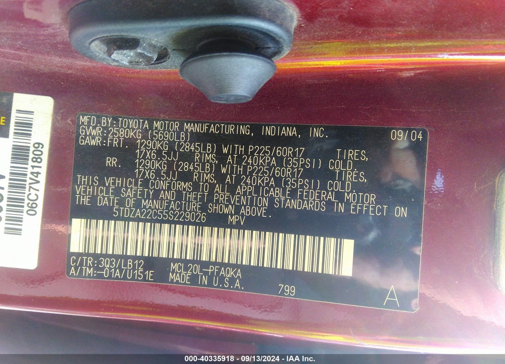 2005 TOYOTA SIENNA XLE VIN: 5TDZA22C55S229026