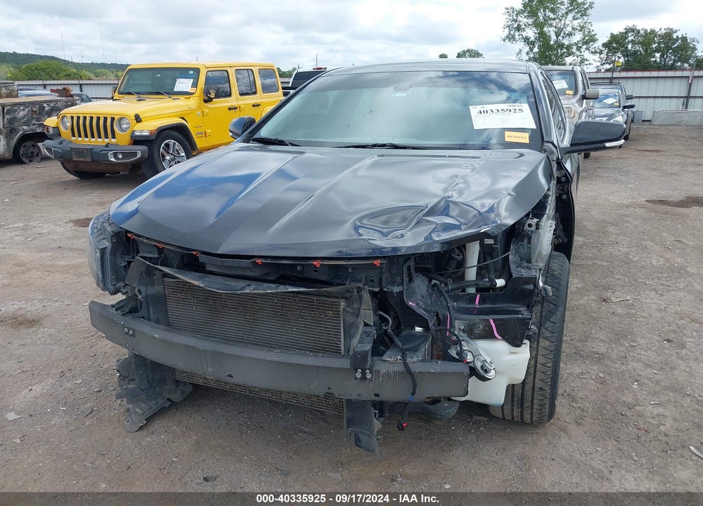 2018 CHEVROLET IMPALA 1LT VIN: 2G1105S33J9167476