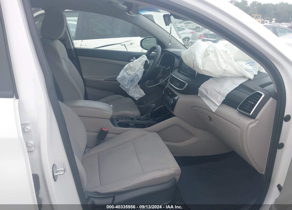 2019 HYUNDAI TUCSON SE VIN: KM8J23A42KU870129
