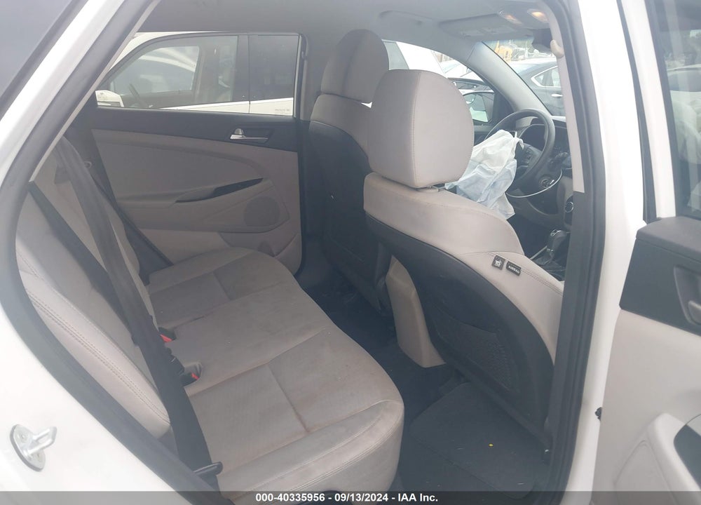 2019 HYUNDAI TUCSON SE VIN: KM8J23A42KU870129