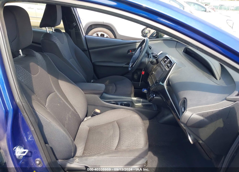 2018 TOYOTA PRIUS ONE VIN: JTDKBRFU1J3589092
